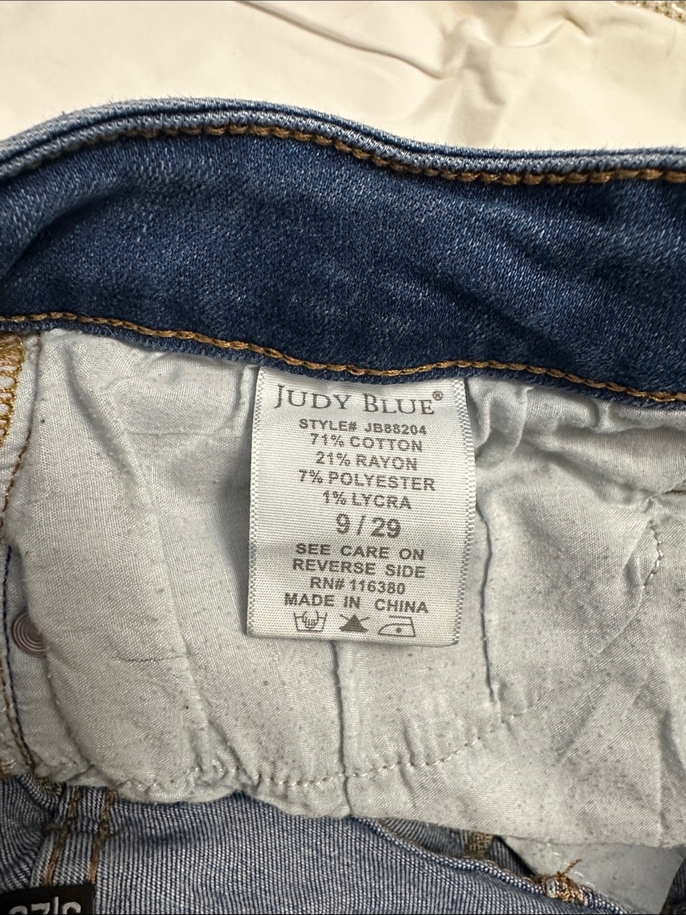 Judy Blue Medium Blue High-Rise Flare Jeans with Center Seam - Picture 8 of 8